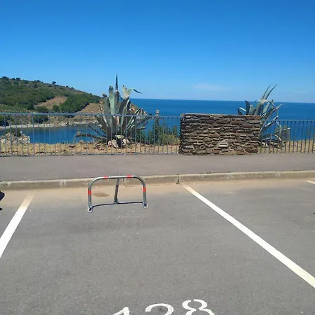 Grand Avec Vue Sur La Et Parking Appartement